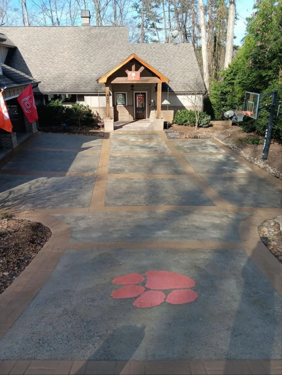 1772109613-Daniel Miller-Brownstone Revival-Westminster SC.webp